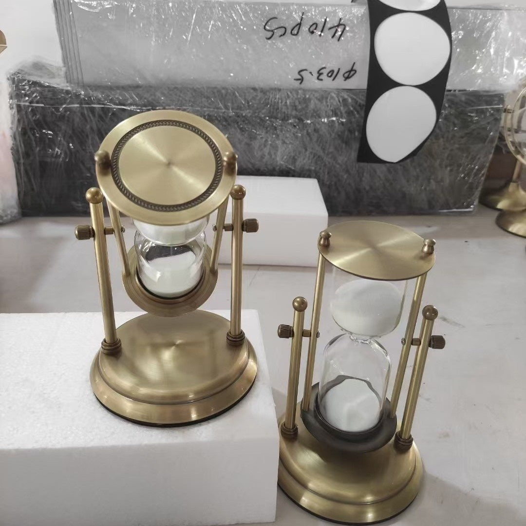 Creative Rotating Hourglass Timer – 15-Minute Metal & Wood Decorative Sand Clock for Desk, Study Room, or Gift Giving