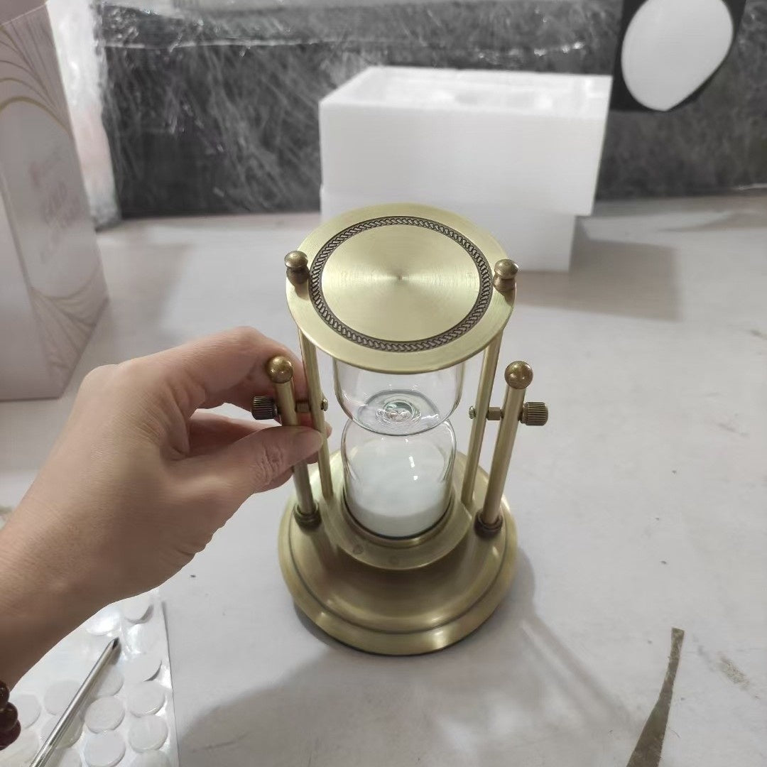 Creative Rotating Hourglass Timer – 15-Minute Metal & Wood Decorative Sand Clock for Desk, Study Room, or Gift Giving