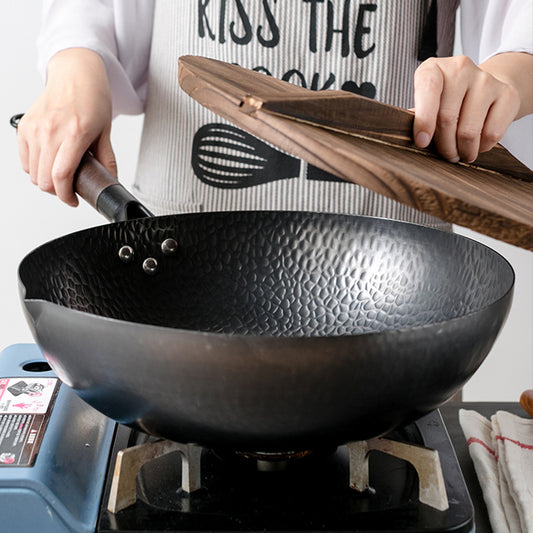 Premium High-Purity Cast Iron Pan with Wooden Handle & Lid – Non-Stick, Induction Compatible, Heat-Resistant Cooking Pan (40x32x10 cm)